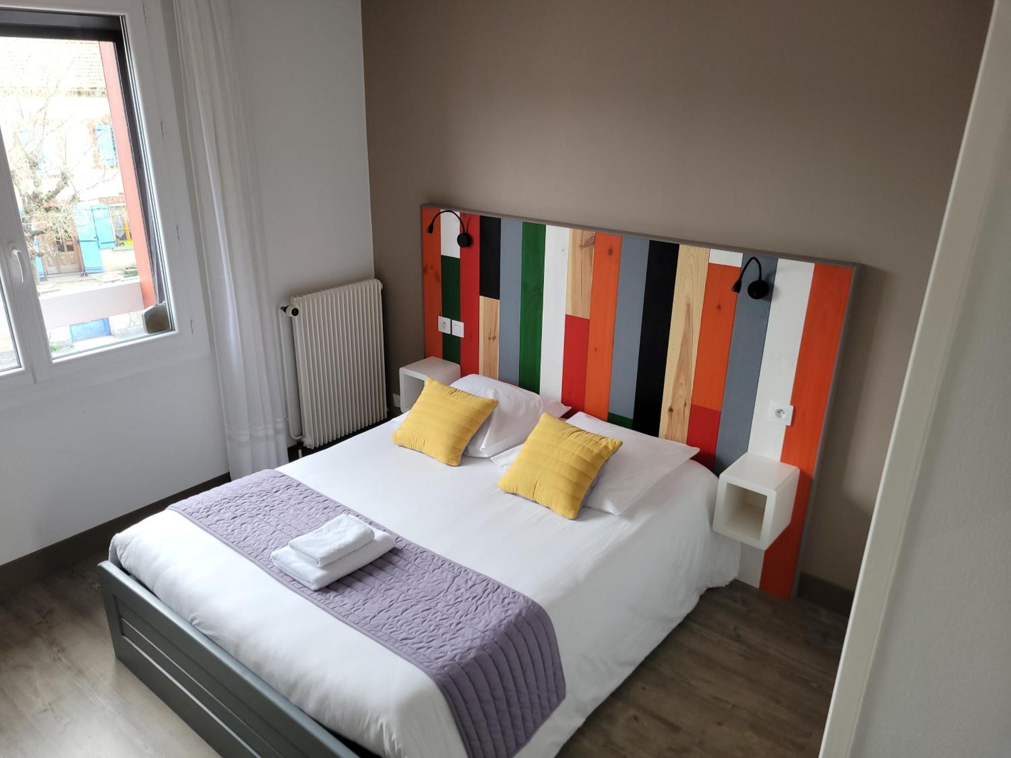 Hotel Les Rives D'allier 2*