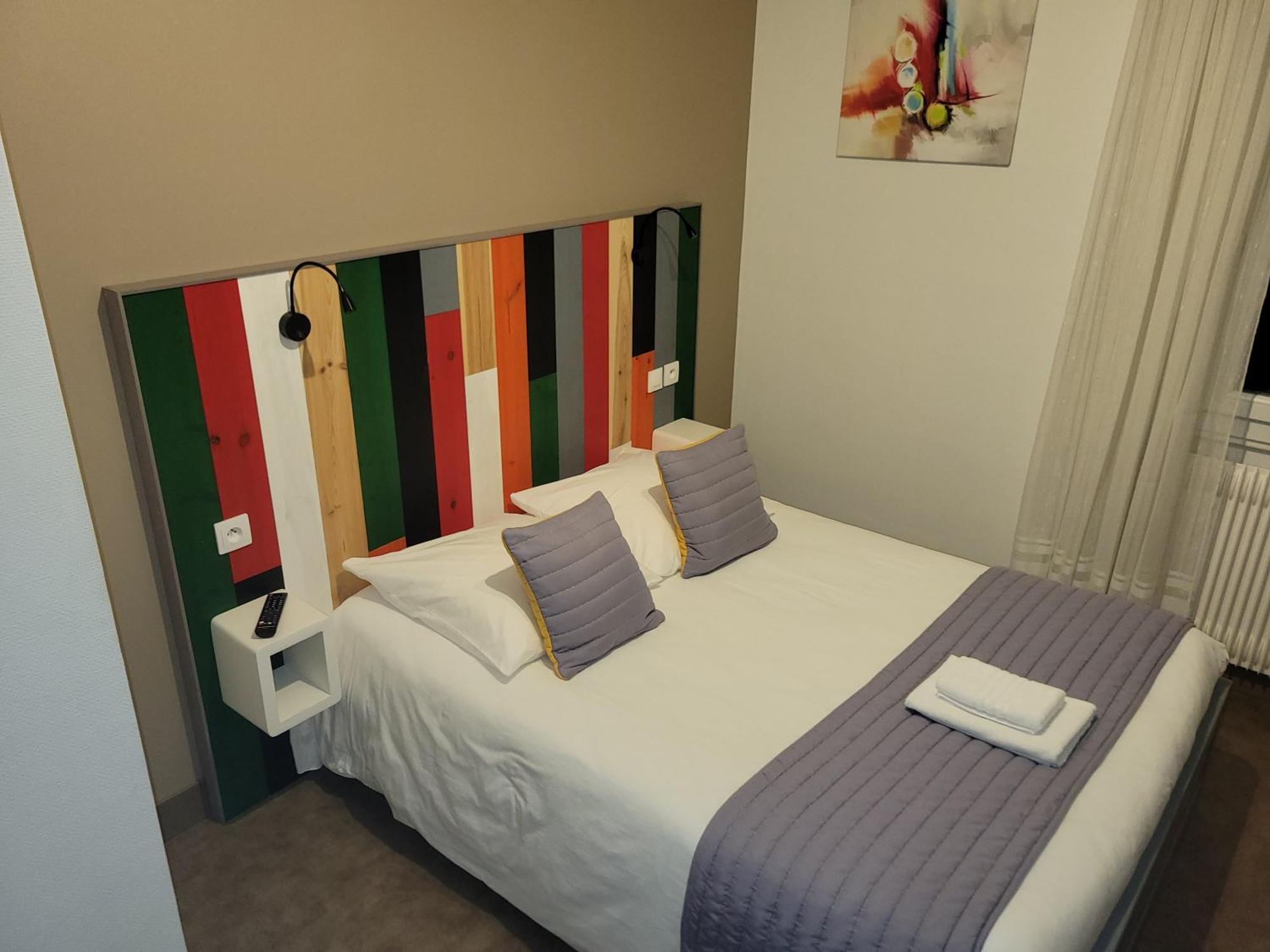 Hotel Les Rives D'allier 2*