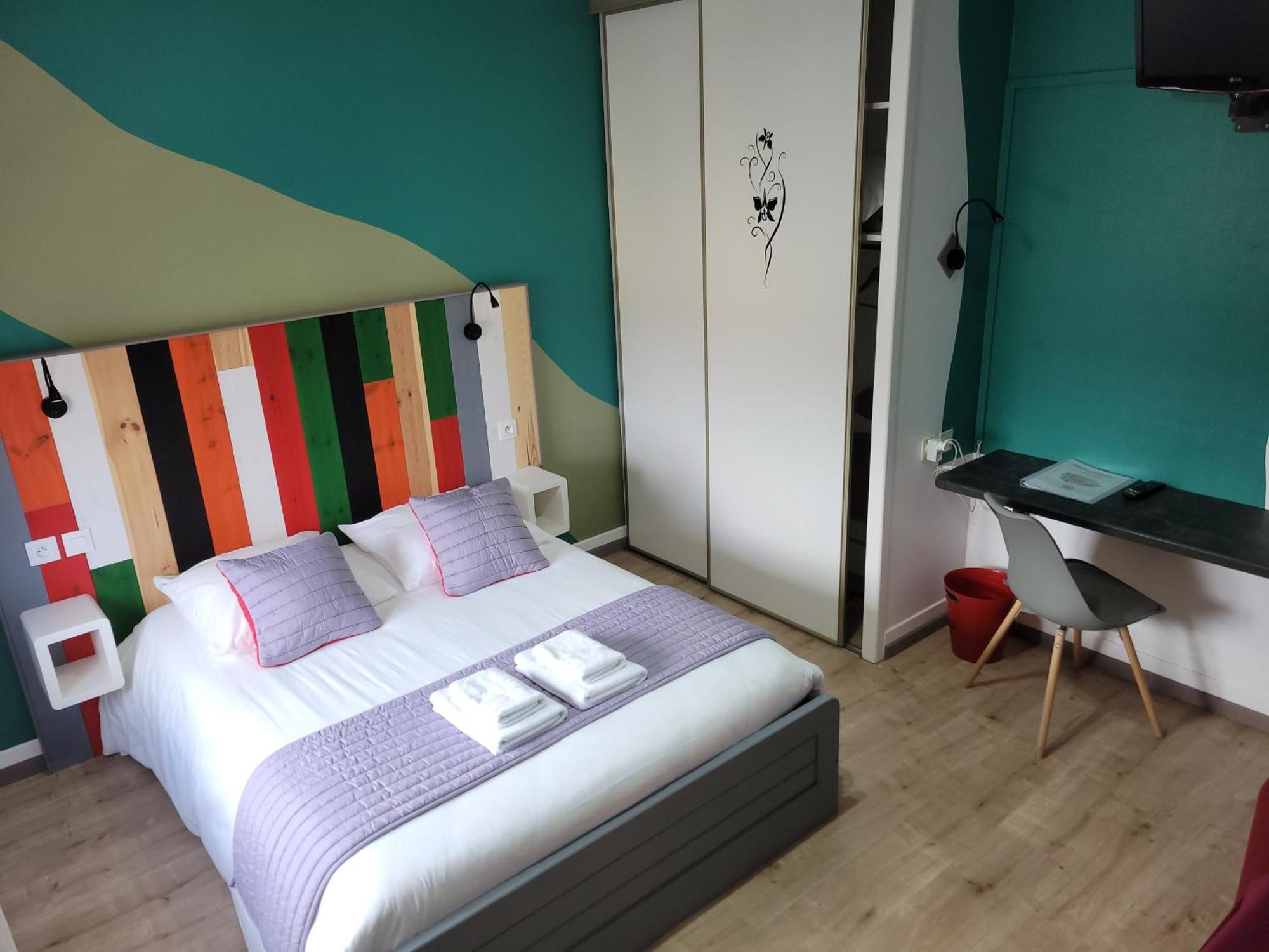 Les Rives D'allier Hotel 2*