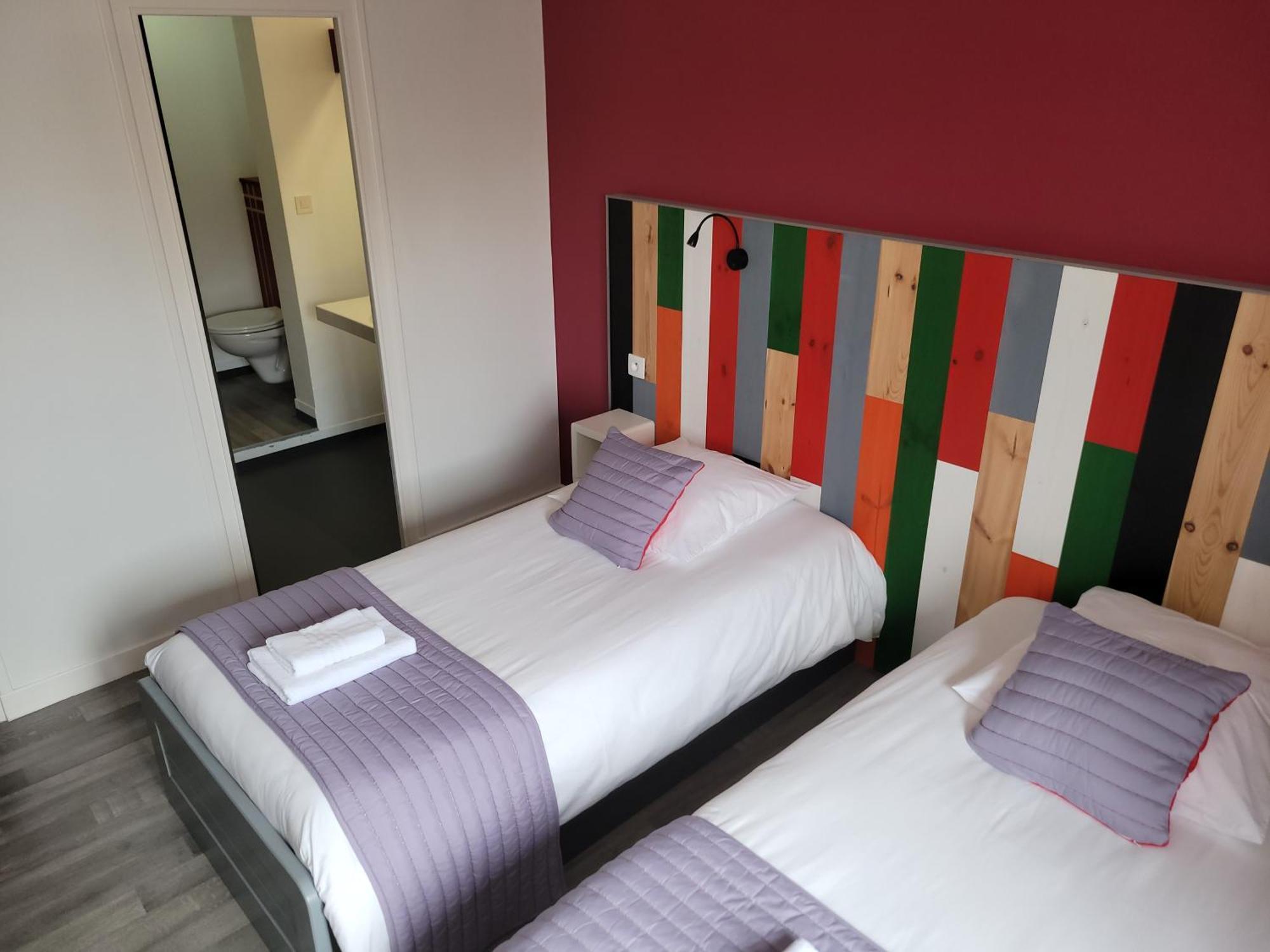 Hotel Les Rives D'allier 2*